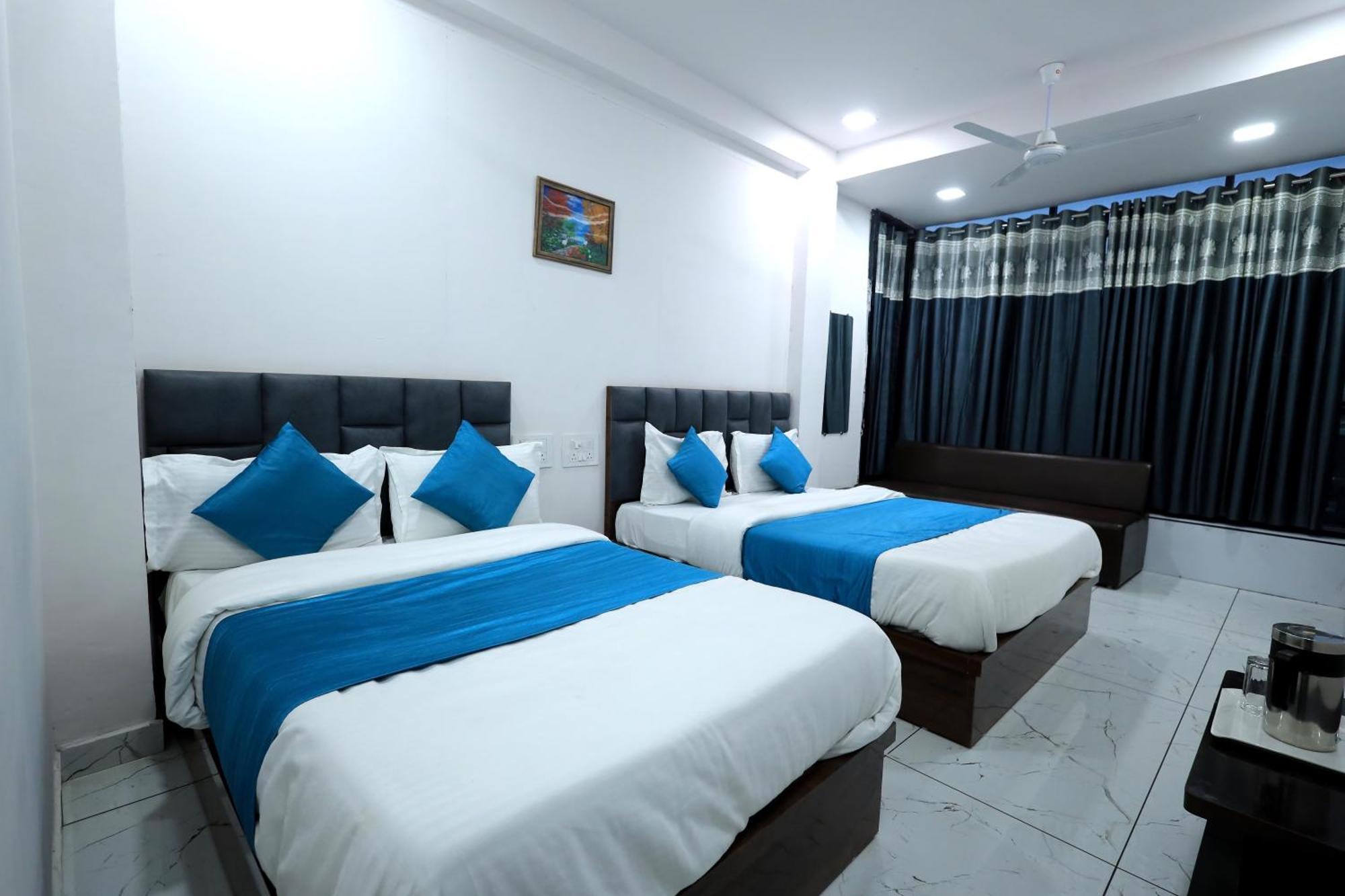 Hotel Season Ahmedabad Eksteriør bilde