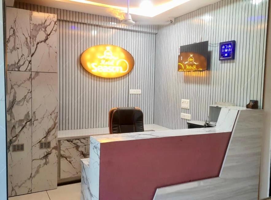 Hotel Season Ahmedabad Eksteriør bilde